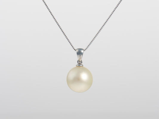 White South Sea Pearl Pendant 11mm